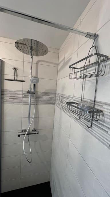 Ferienwohnung Le Nid Champenois Reims Exterior foto